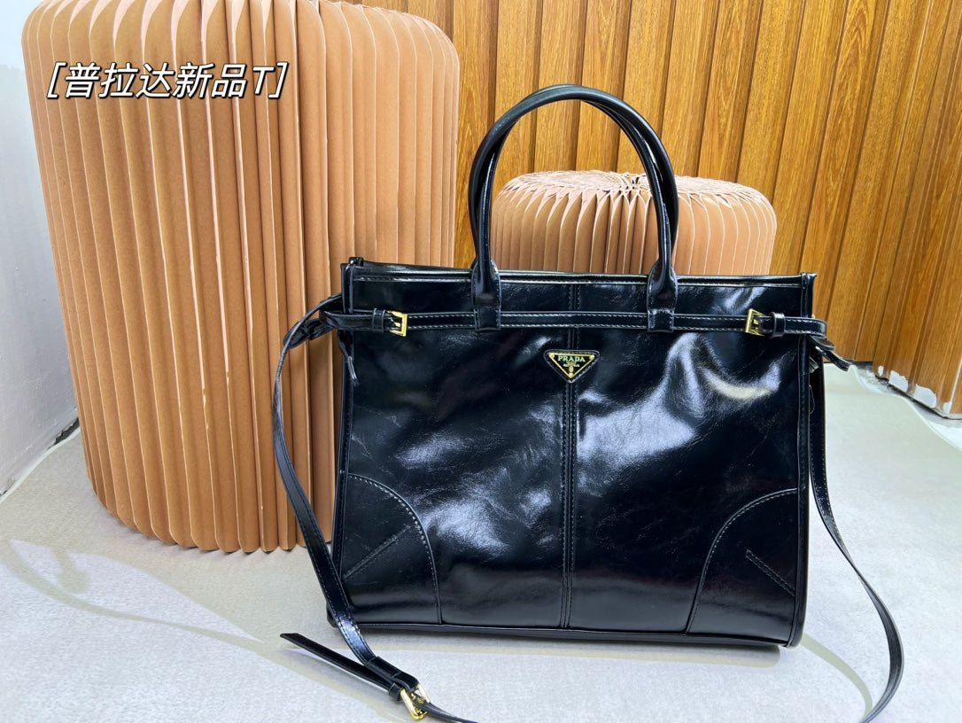 PRADA-713