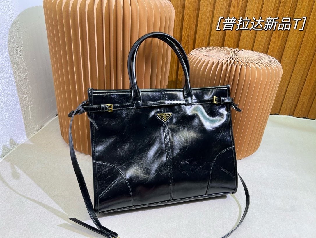 PRADA-713