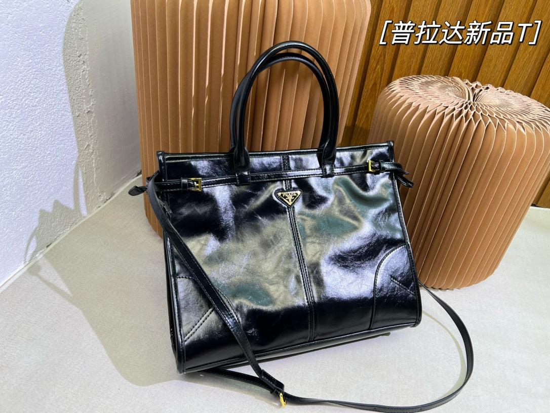 PRADA-713