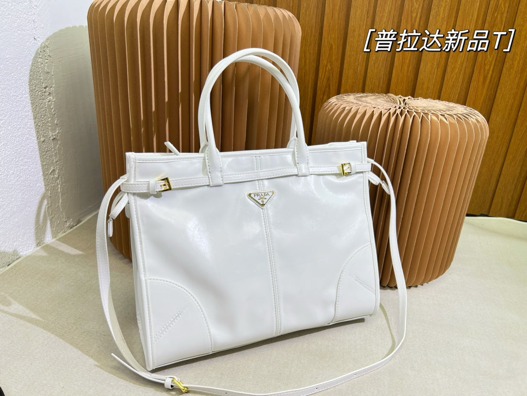 PRADA-713