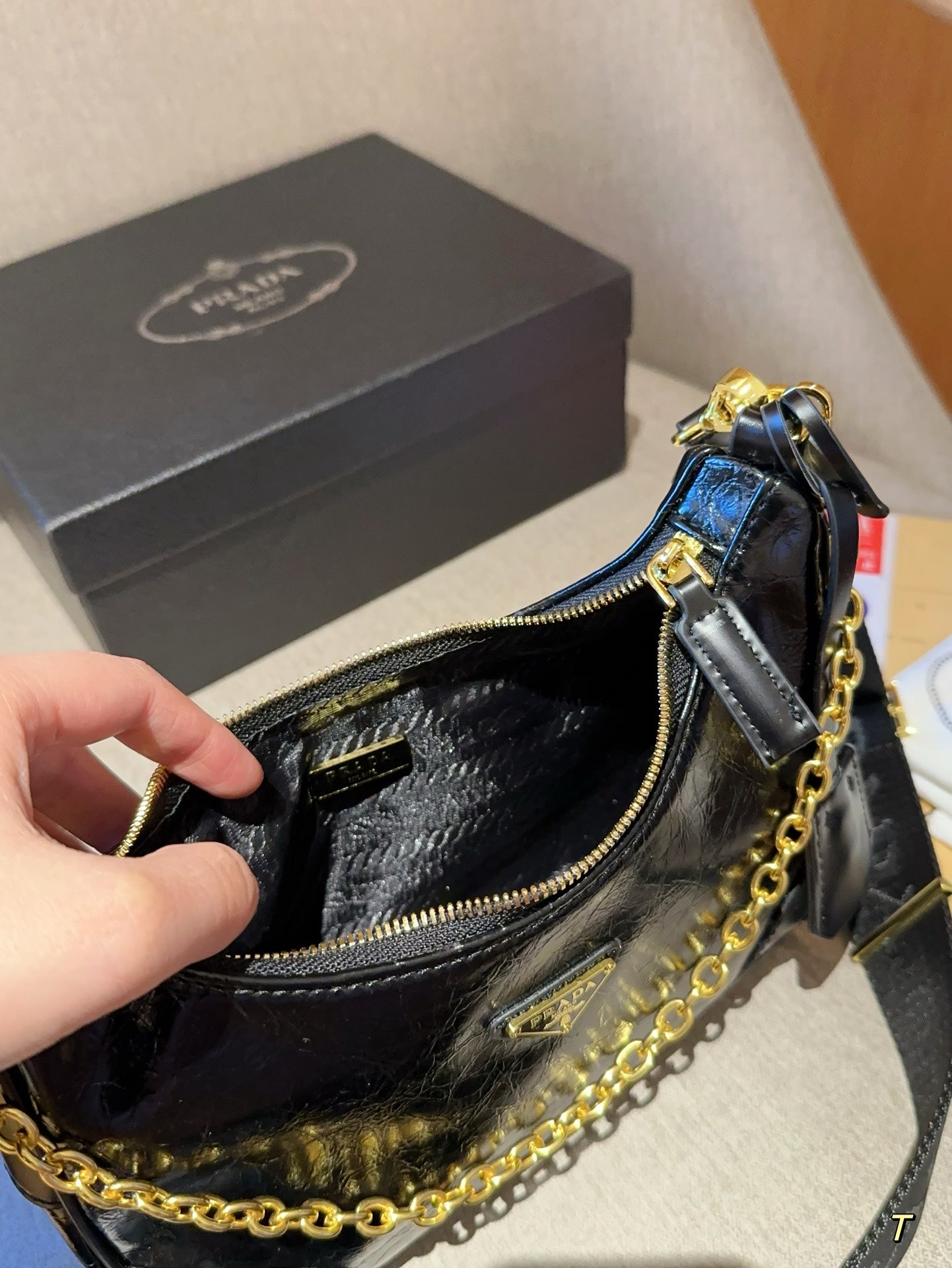 PRADA-601