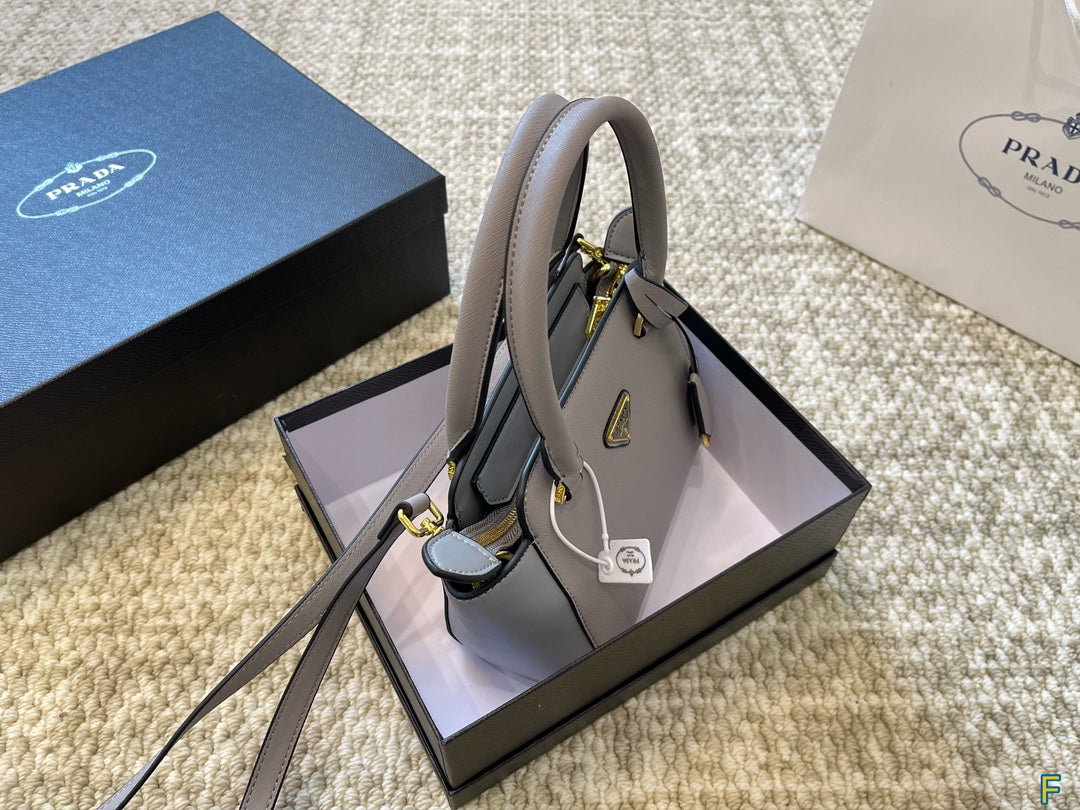 PRADA-673