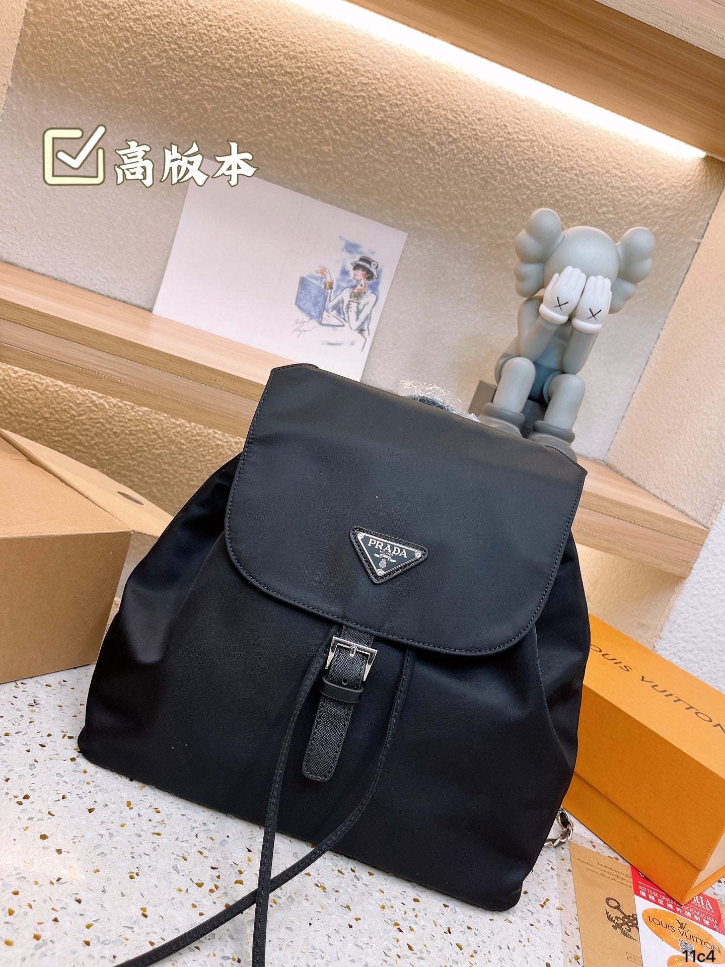PRADA-700