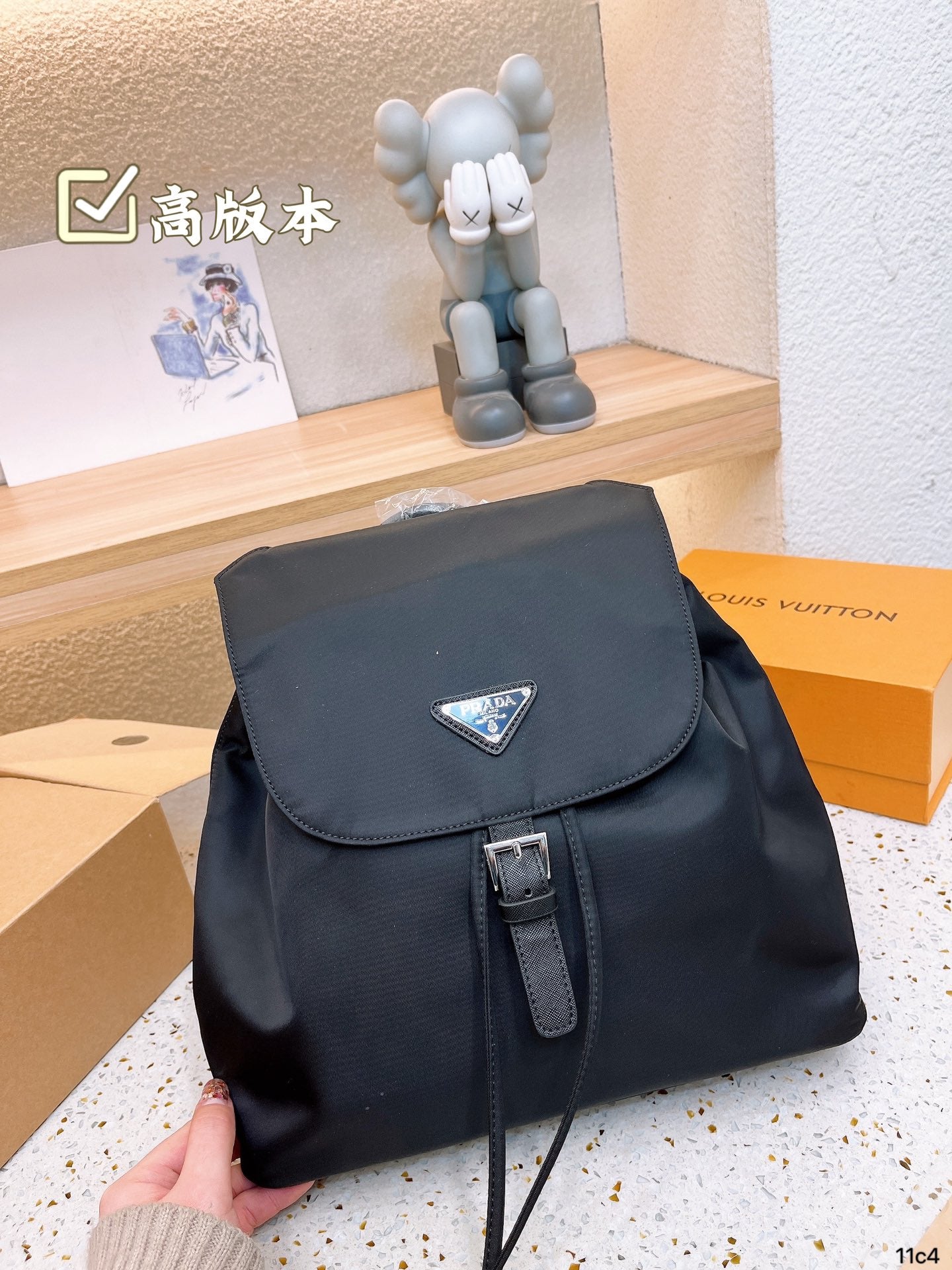 PRADA-700