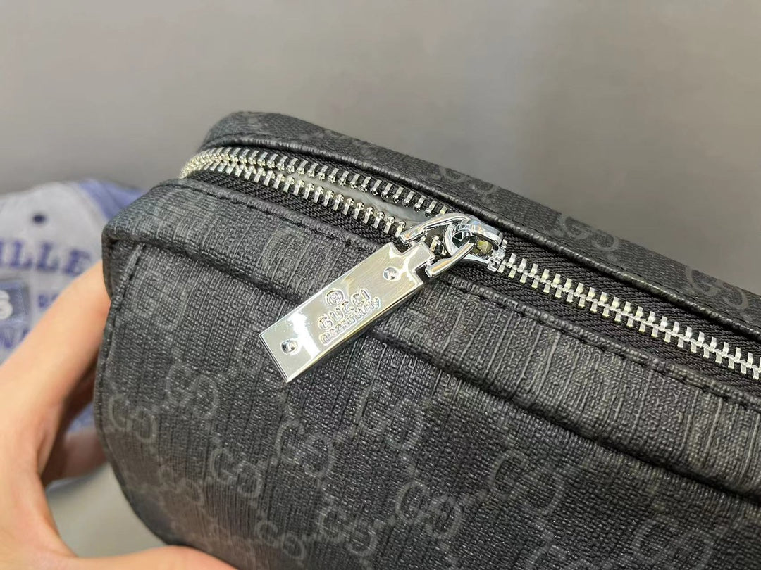 PRADA-561