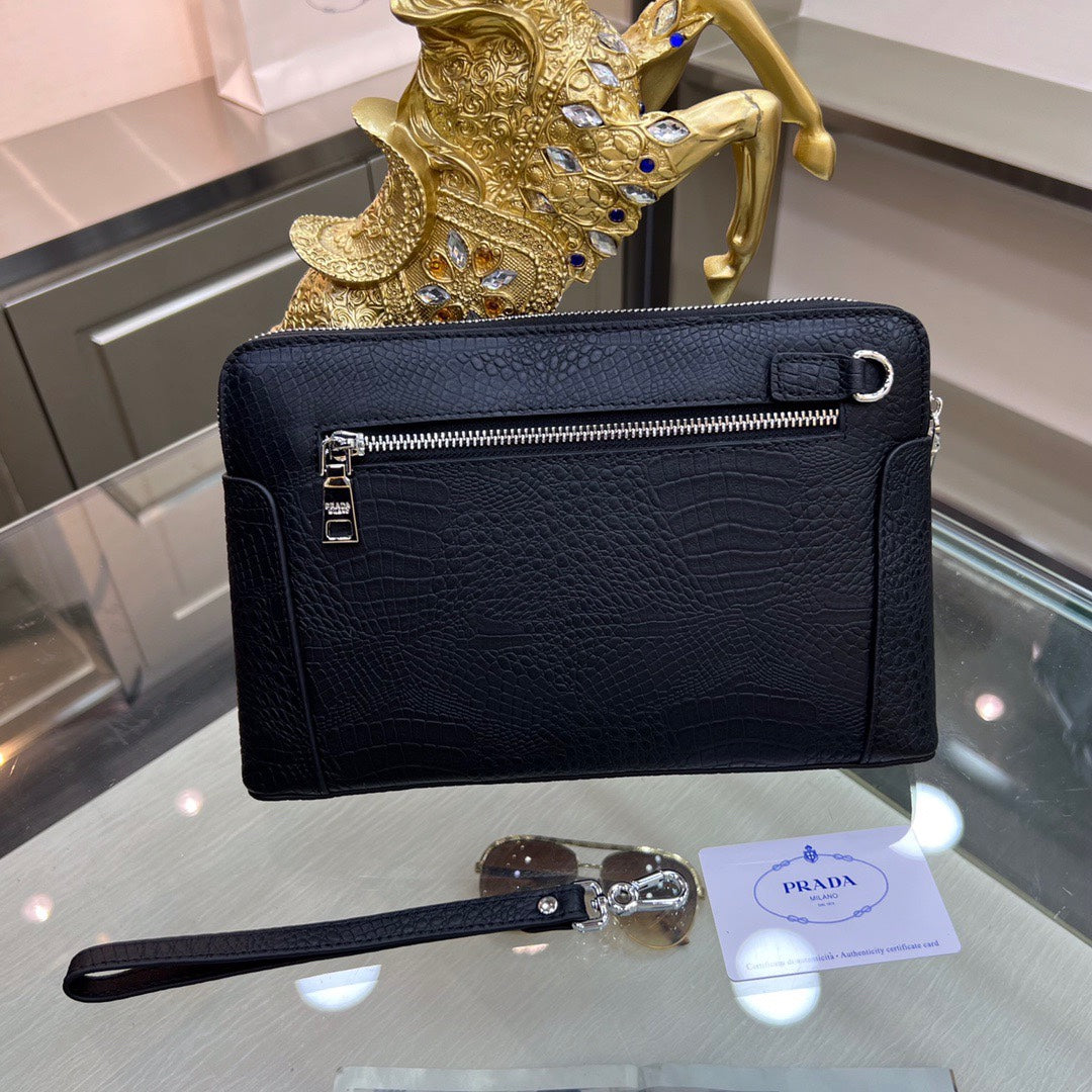 PRADA-738