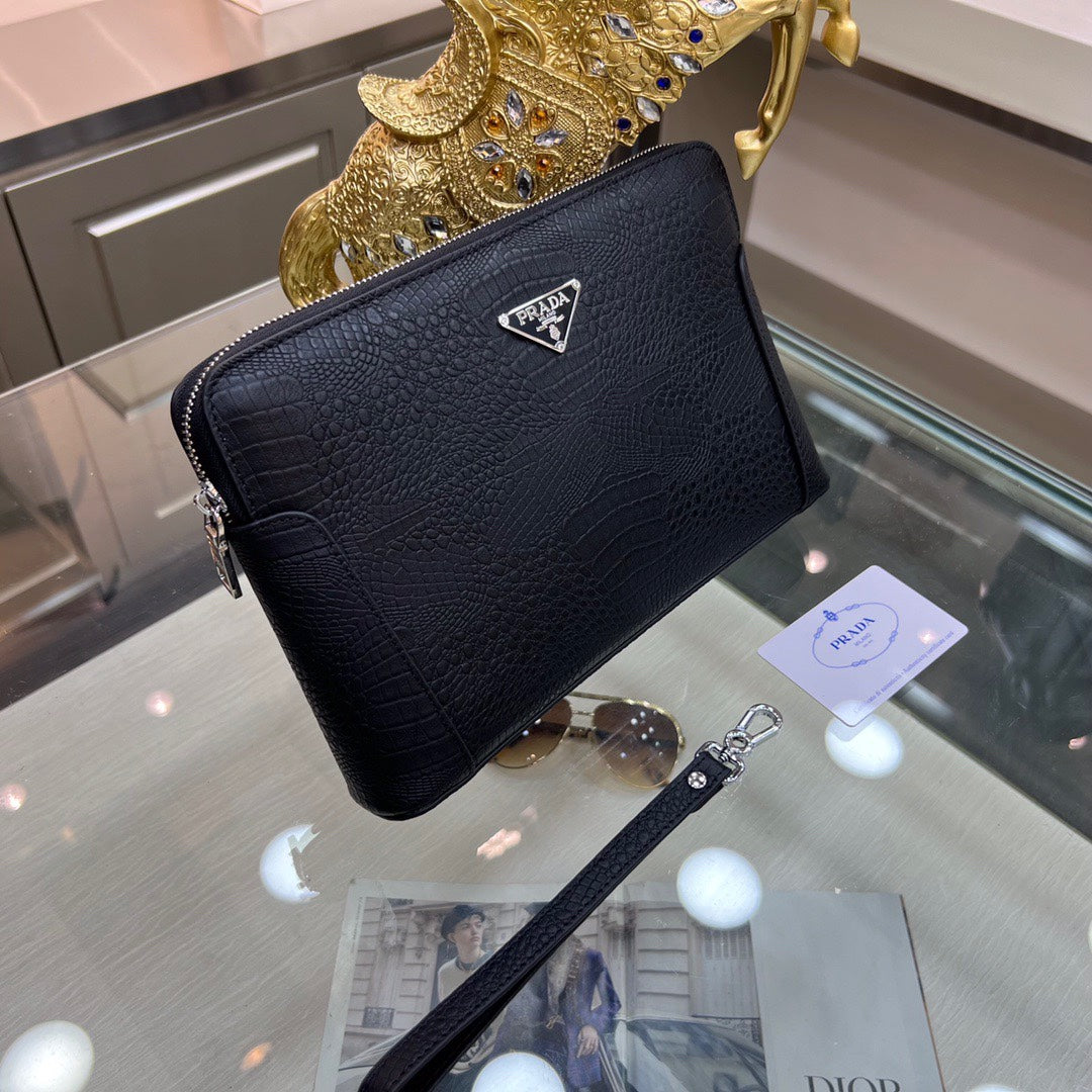 PRADA-738