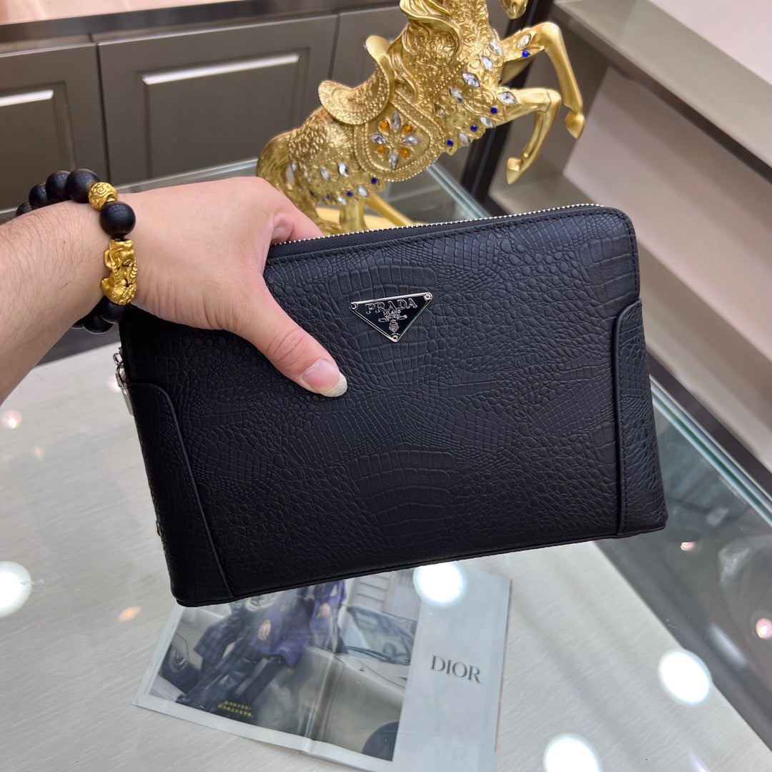PRADA-738