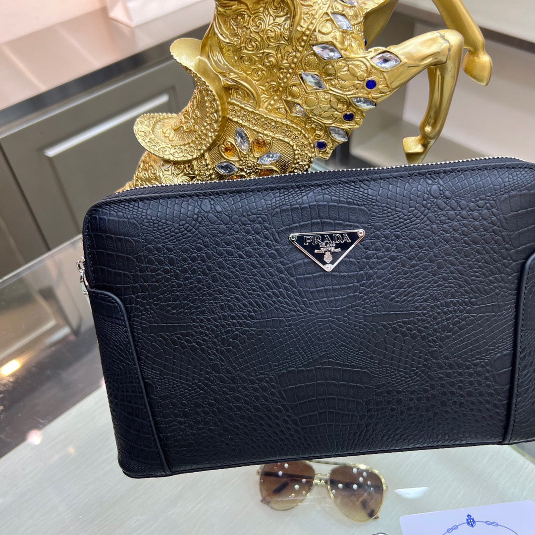 PRADA-738
