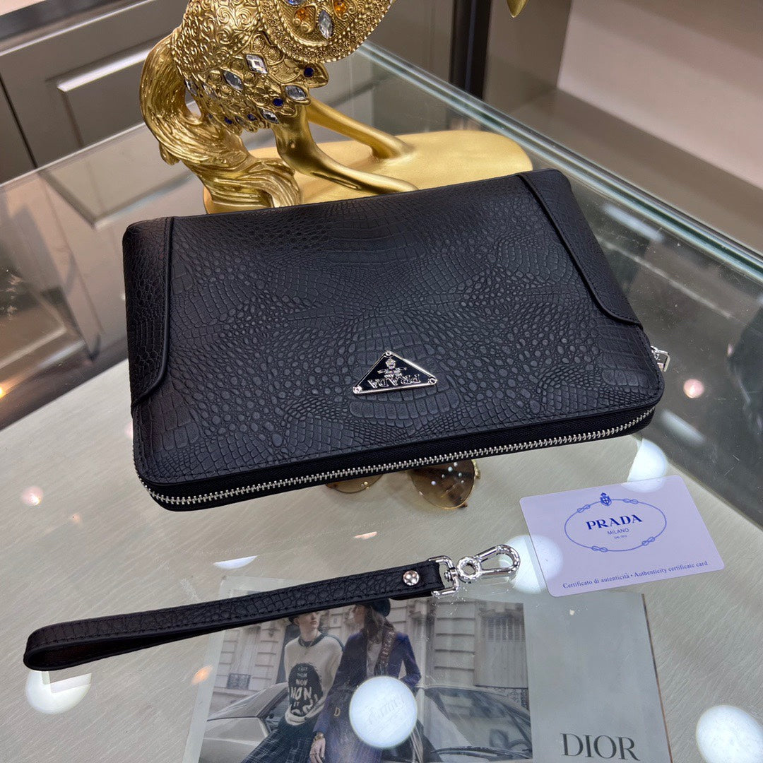 PRADA-738