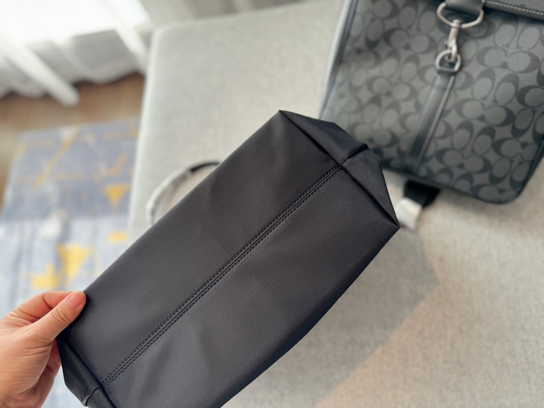 PRADA-652