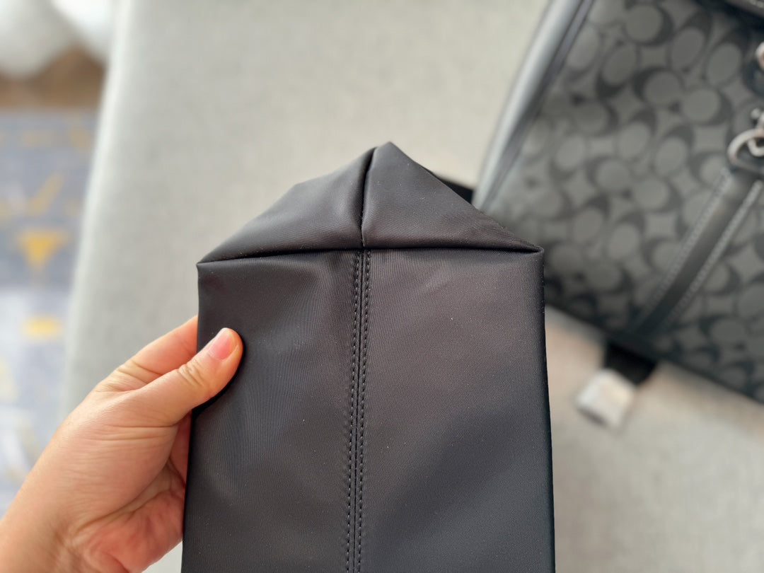 PRADA-652