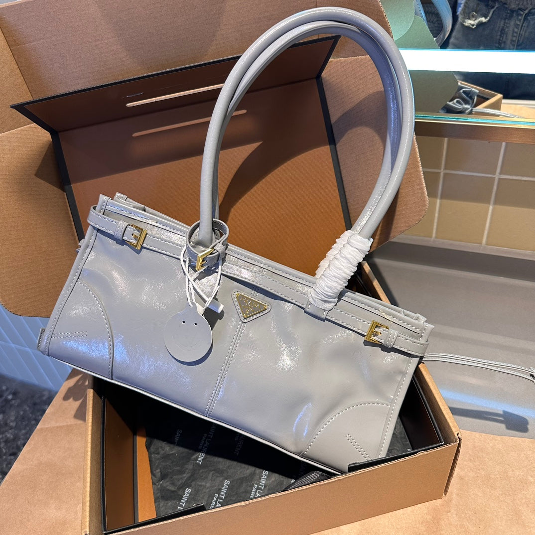 PRADA-748