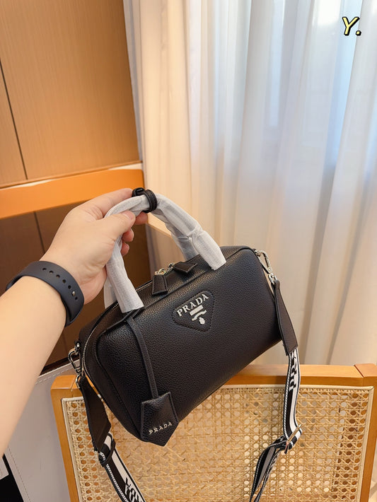 PRADA-680