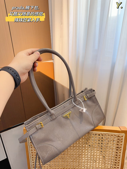 PRADA-731