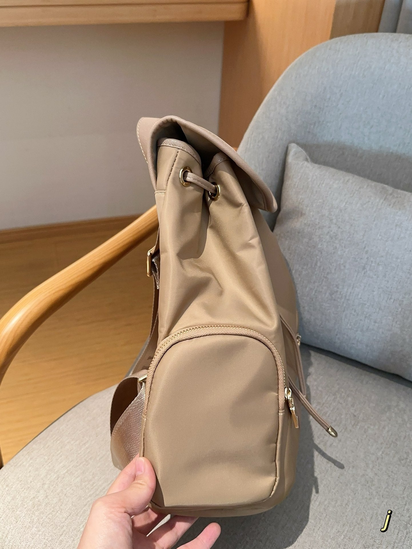 PRADA-564