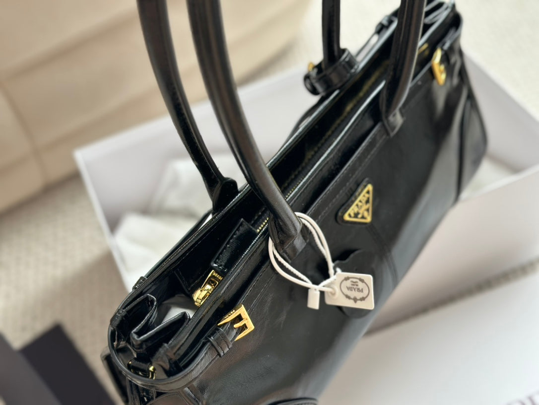 PRADA-763