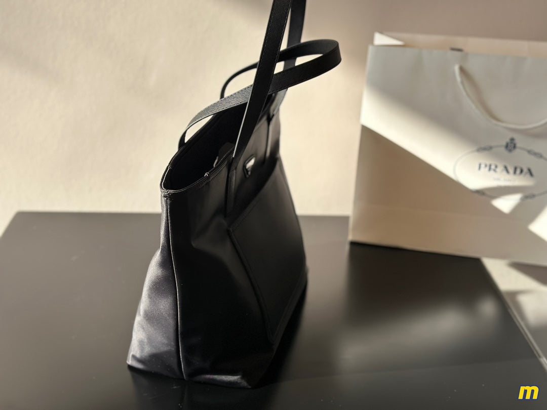 PRADA-654