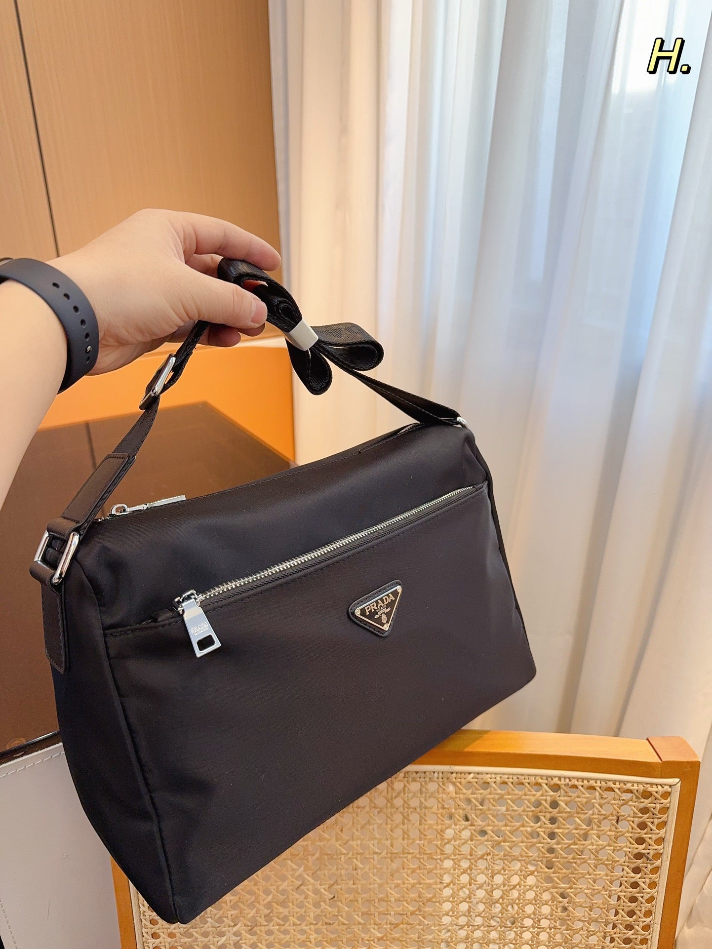 PRADA-552