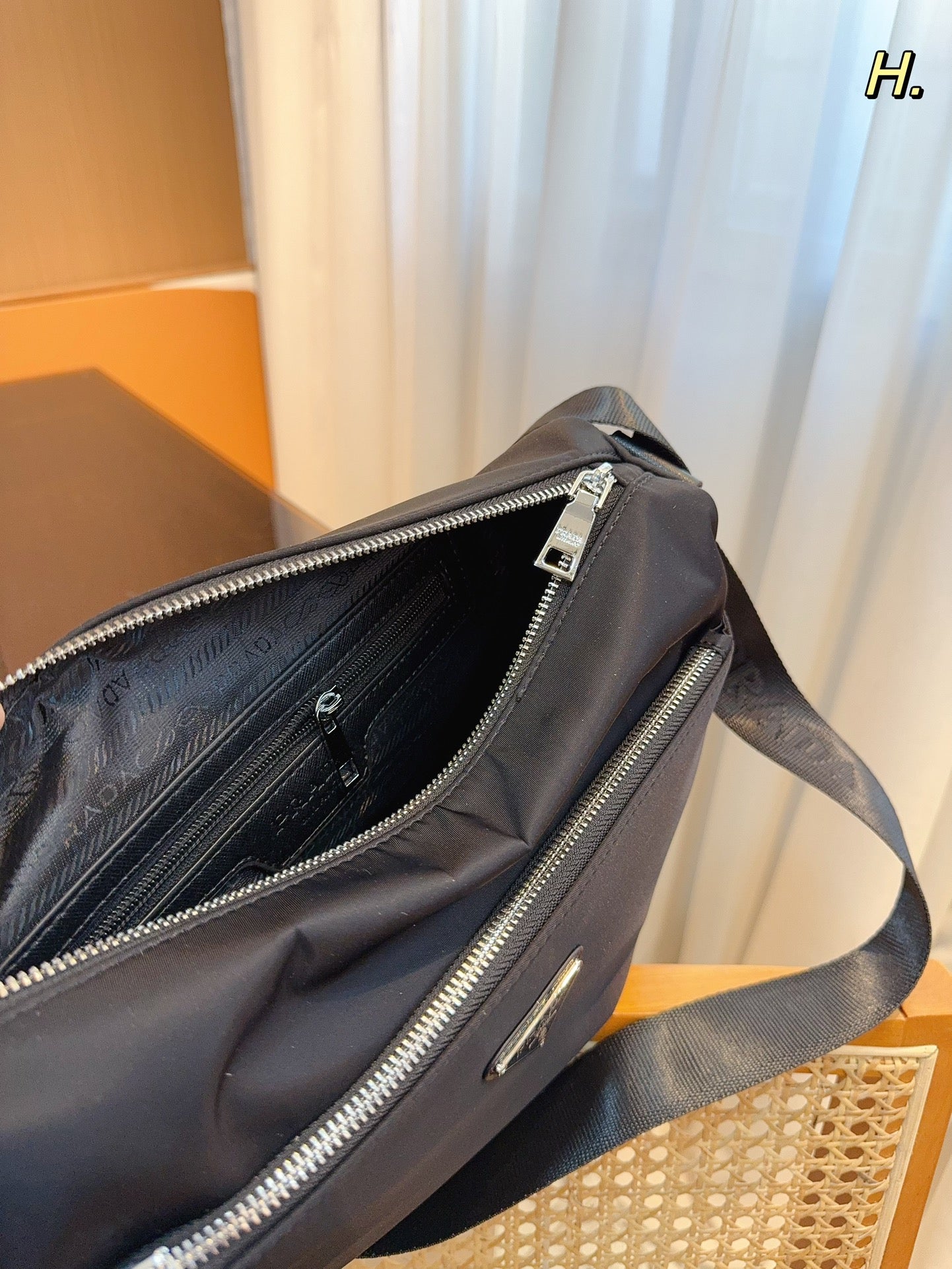 PRADA-552