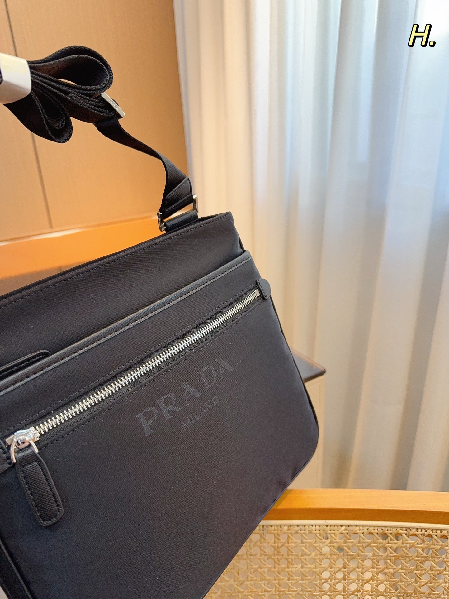 PRADA-653