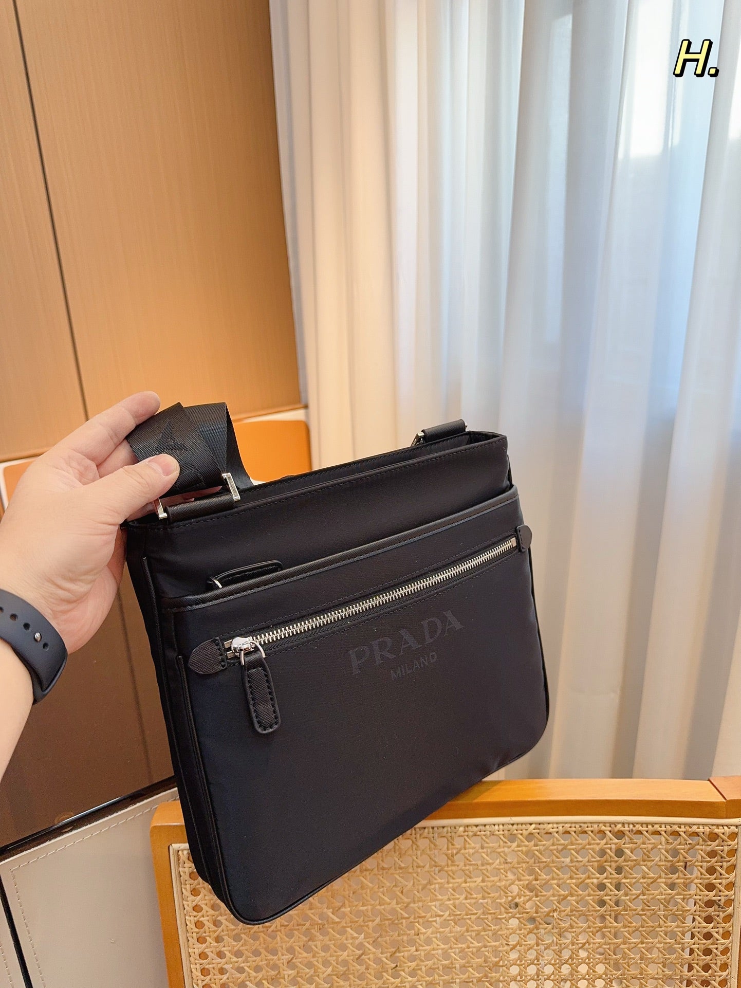PRADA-653