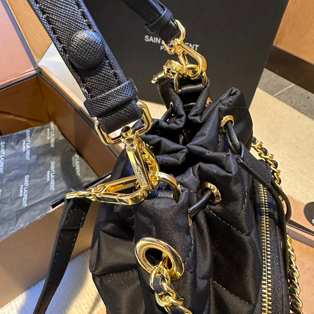 PRADA-669