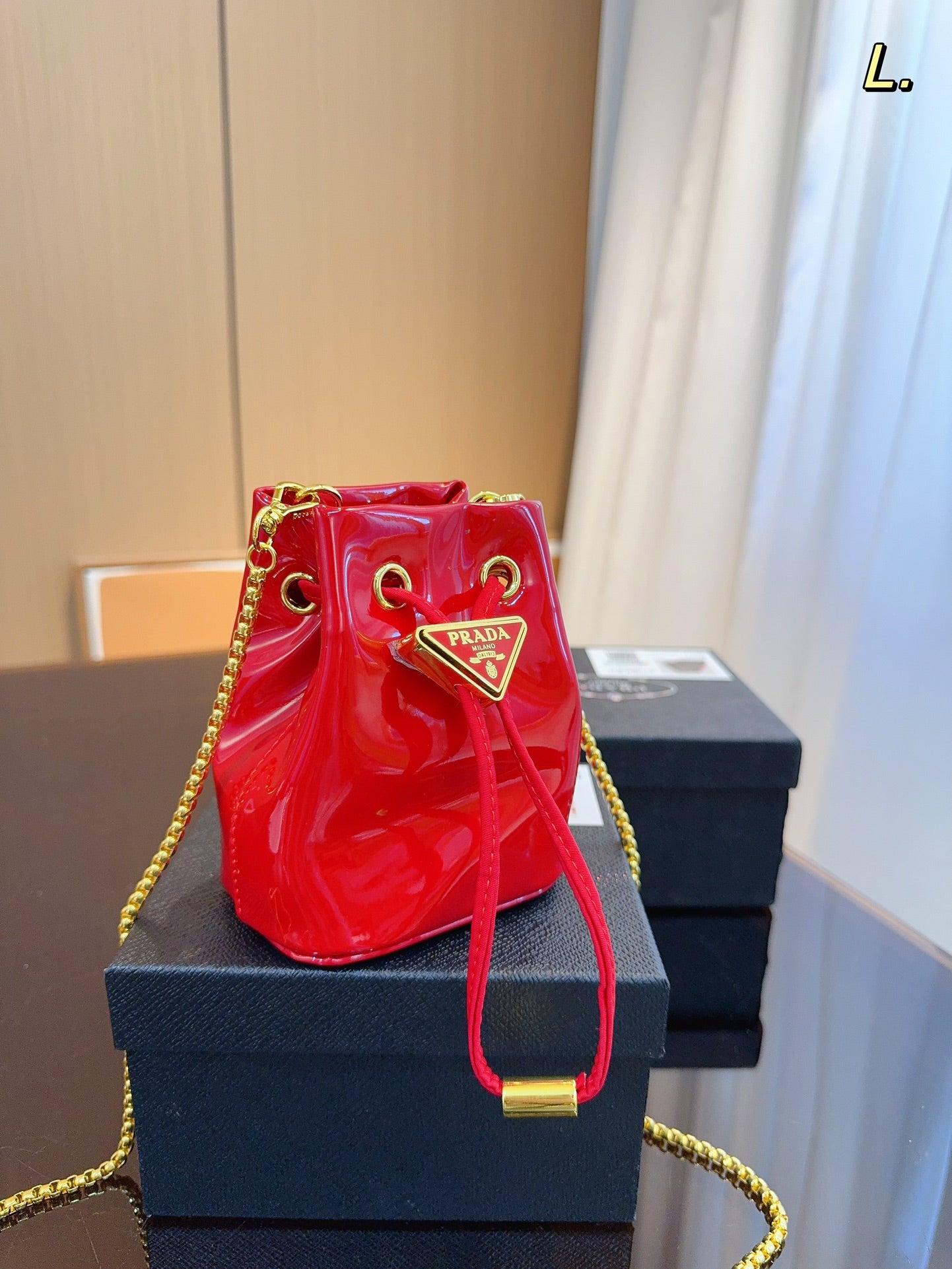 PRADA-525