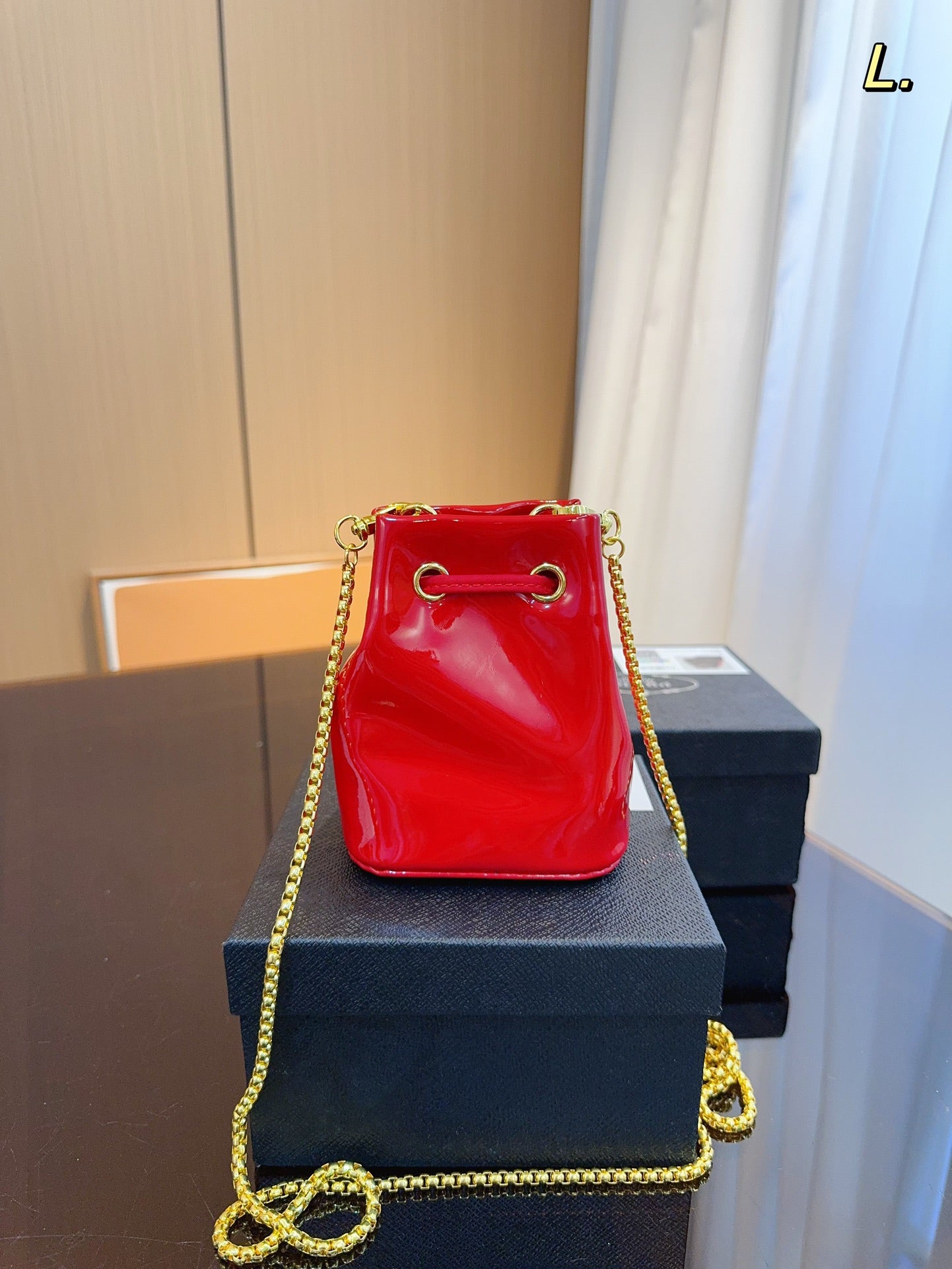 PRADA-525