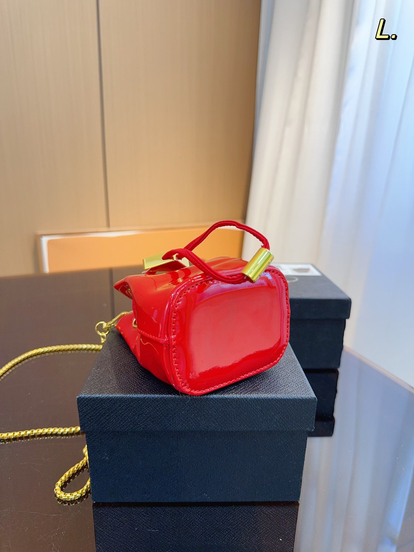 PRADA-525