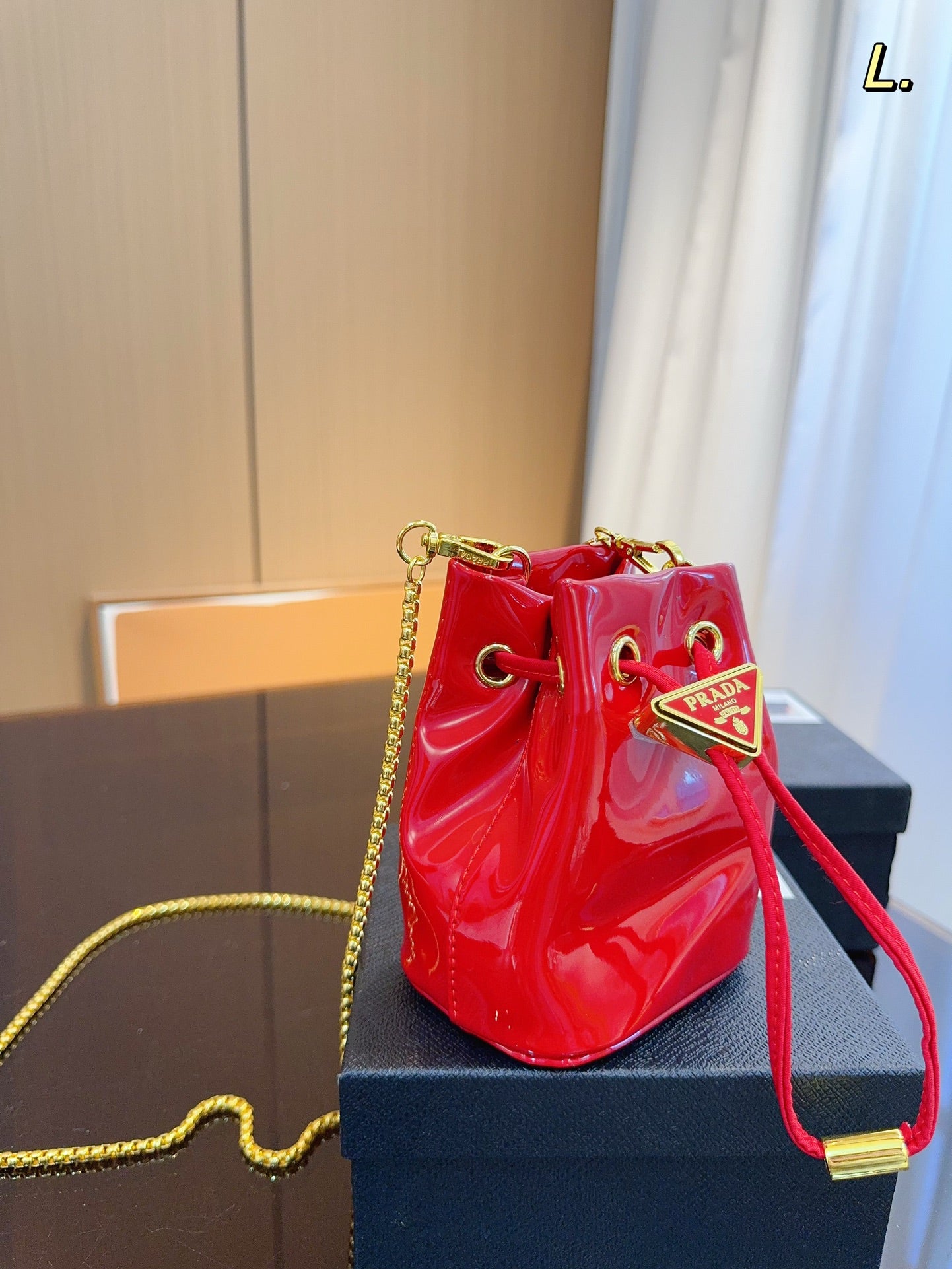 PRADA-525