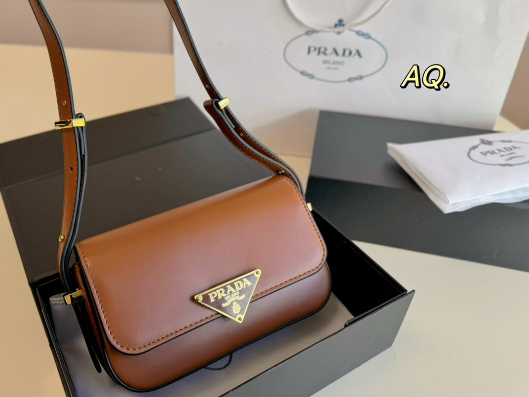 PRADA-572