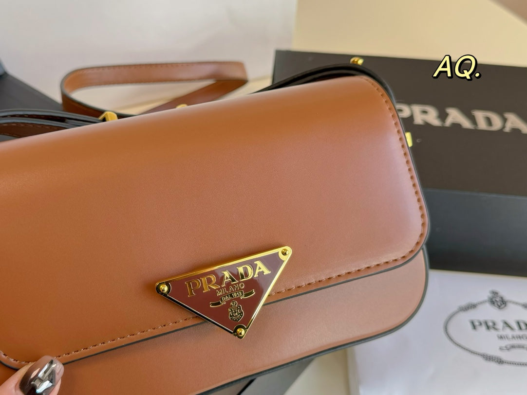 PRADA-572