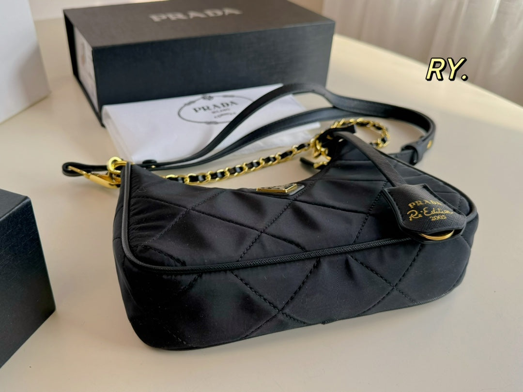 PRADA-533