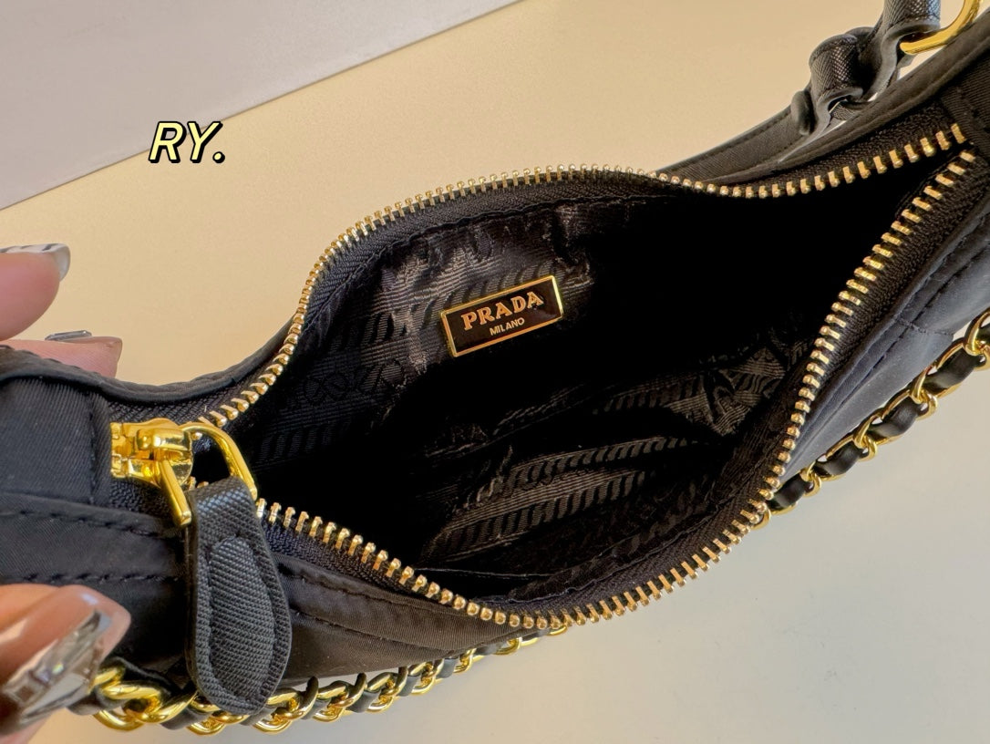 PRADA-533
