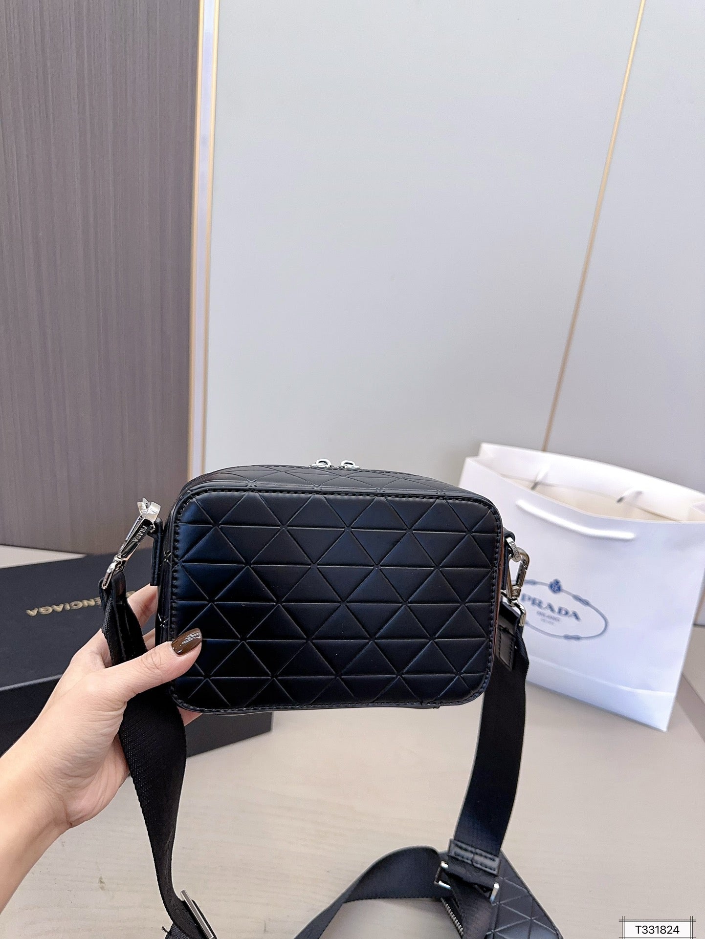 PRADA-644