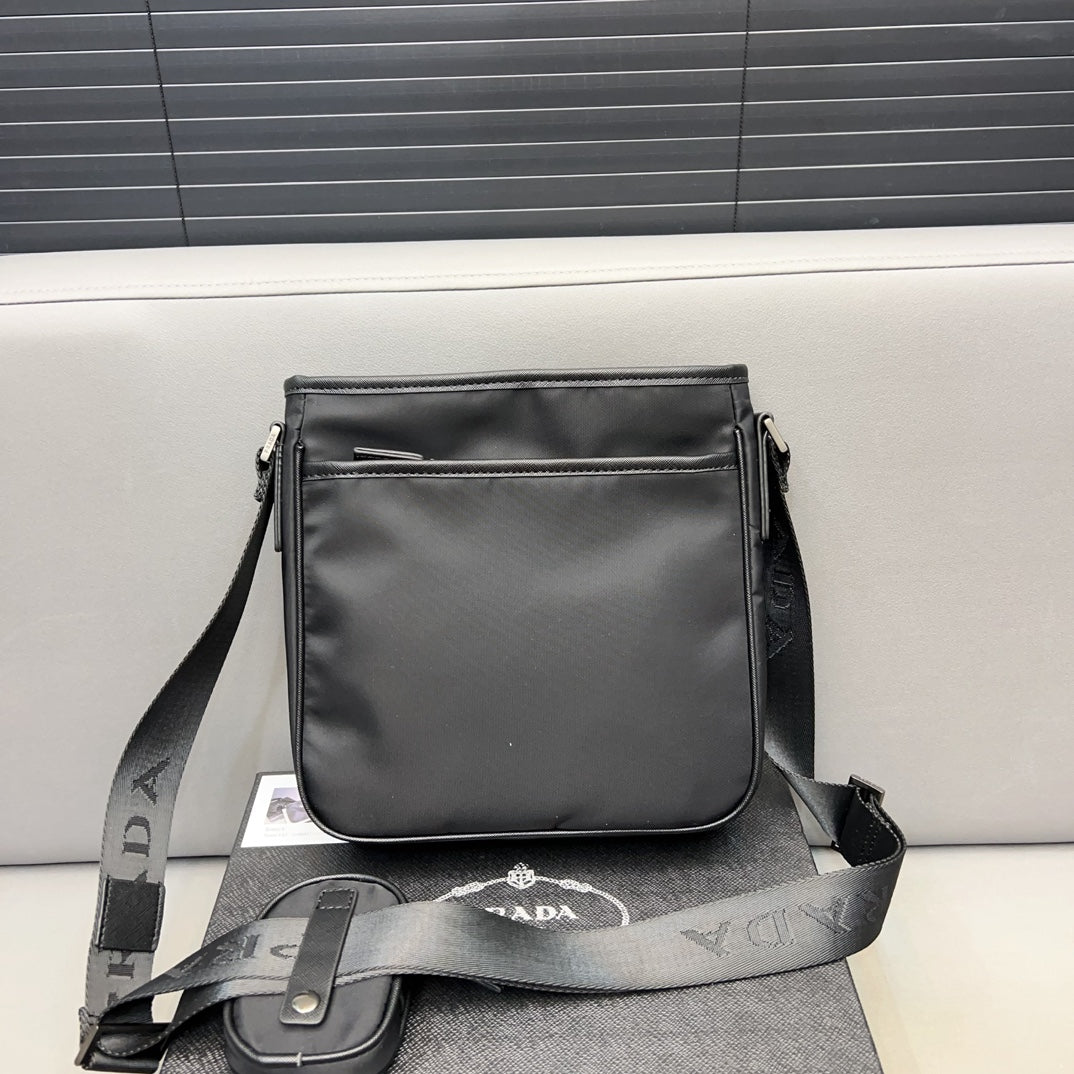 PRADA-605