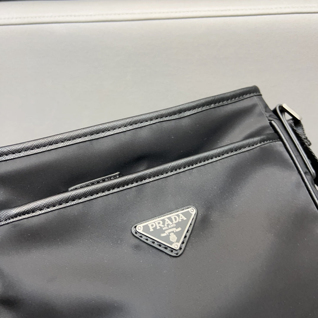PRADA-605