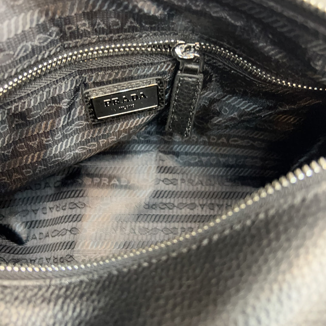 PRADA-764