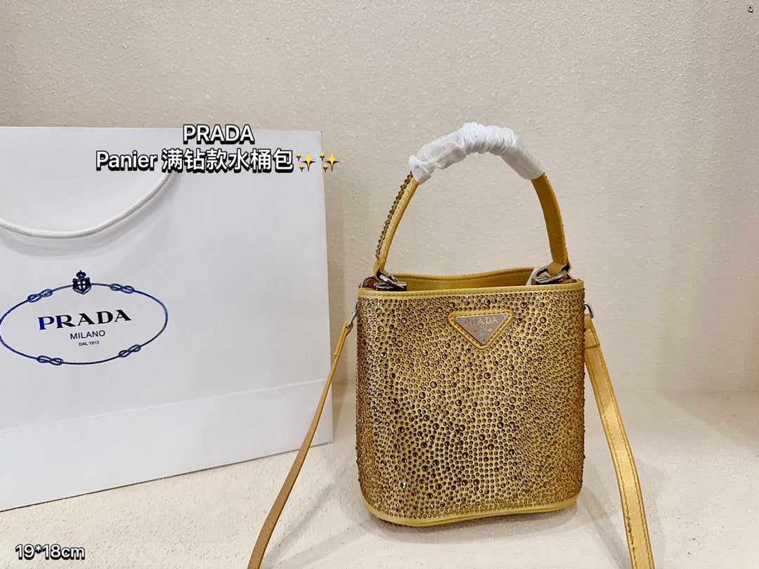 PRADA-679