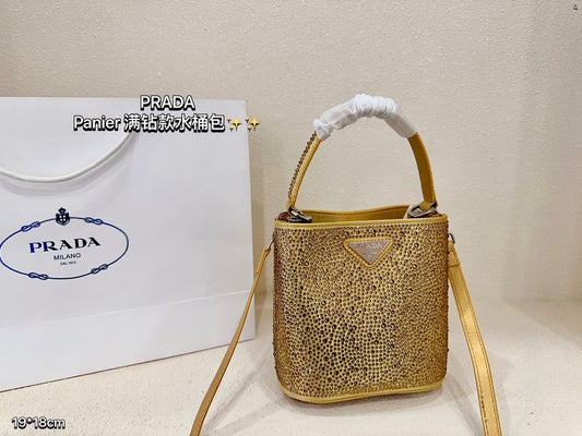 PRADA-679