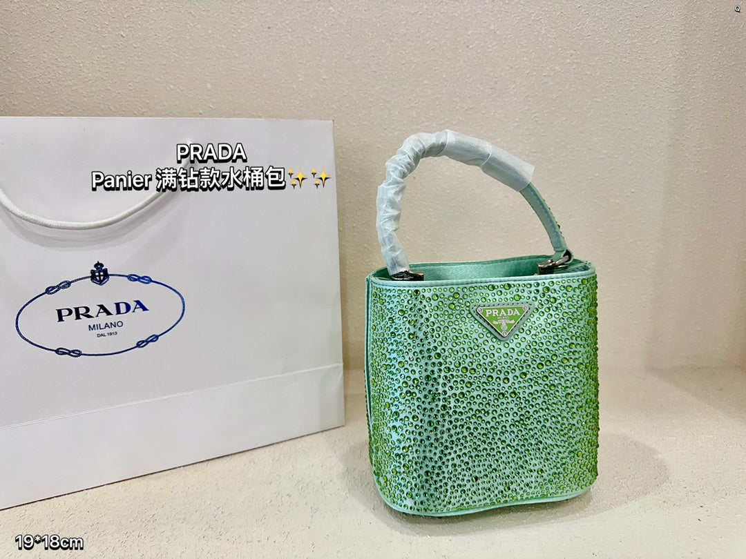 PRADA-679