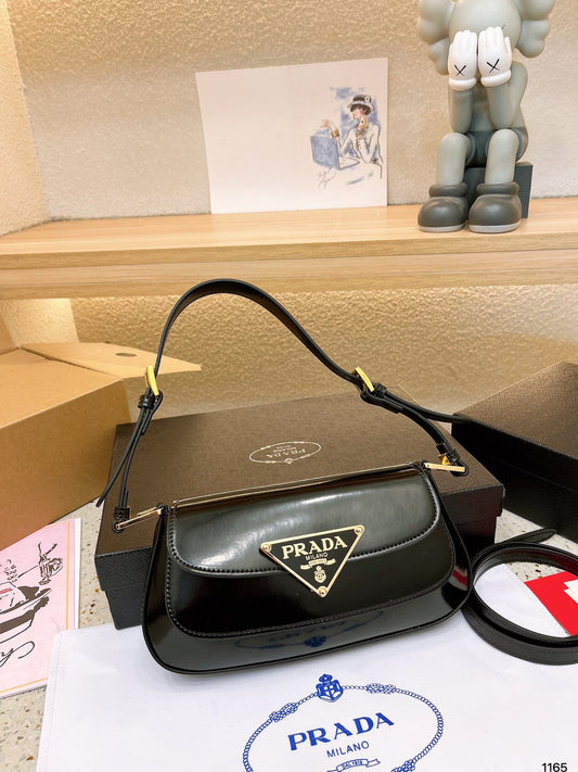 PRADA-620