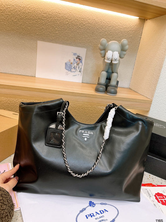 PRADA-691