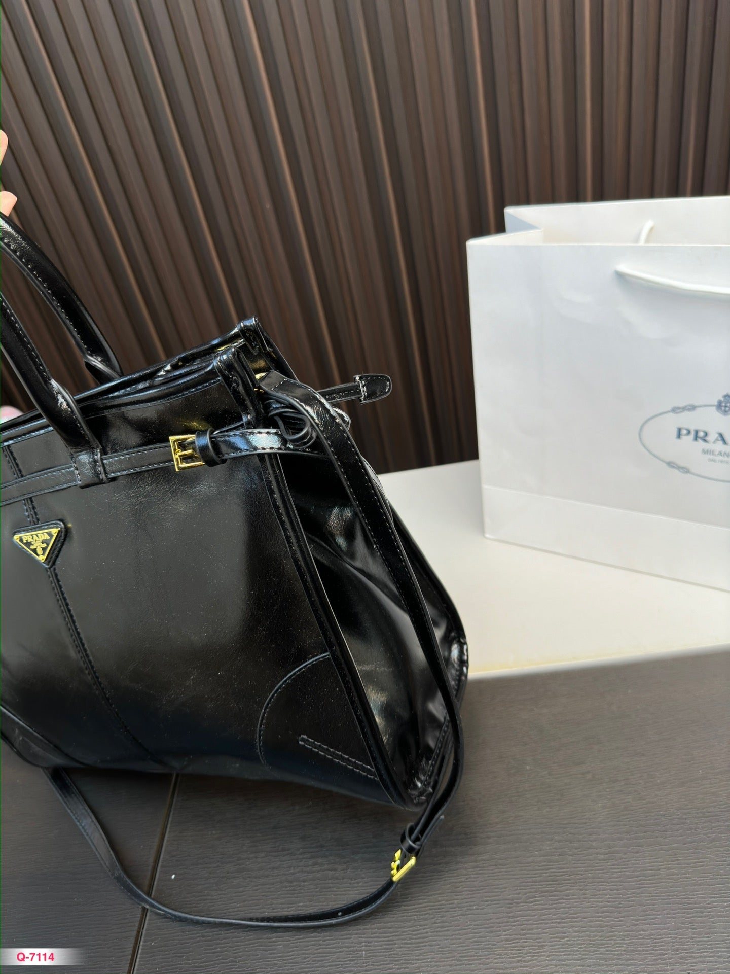PRADA-714