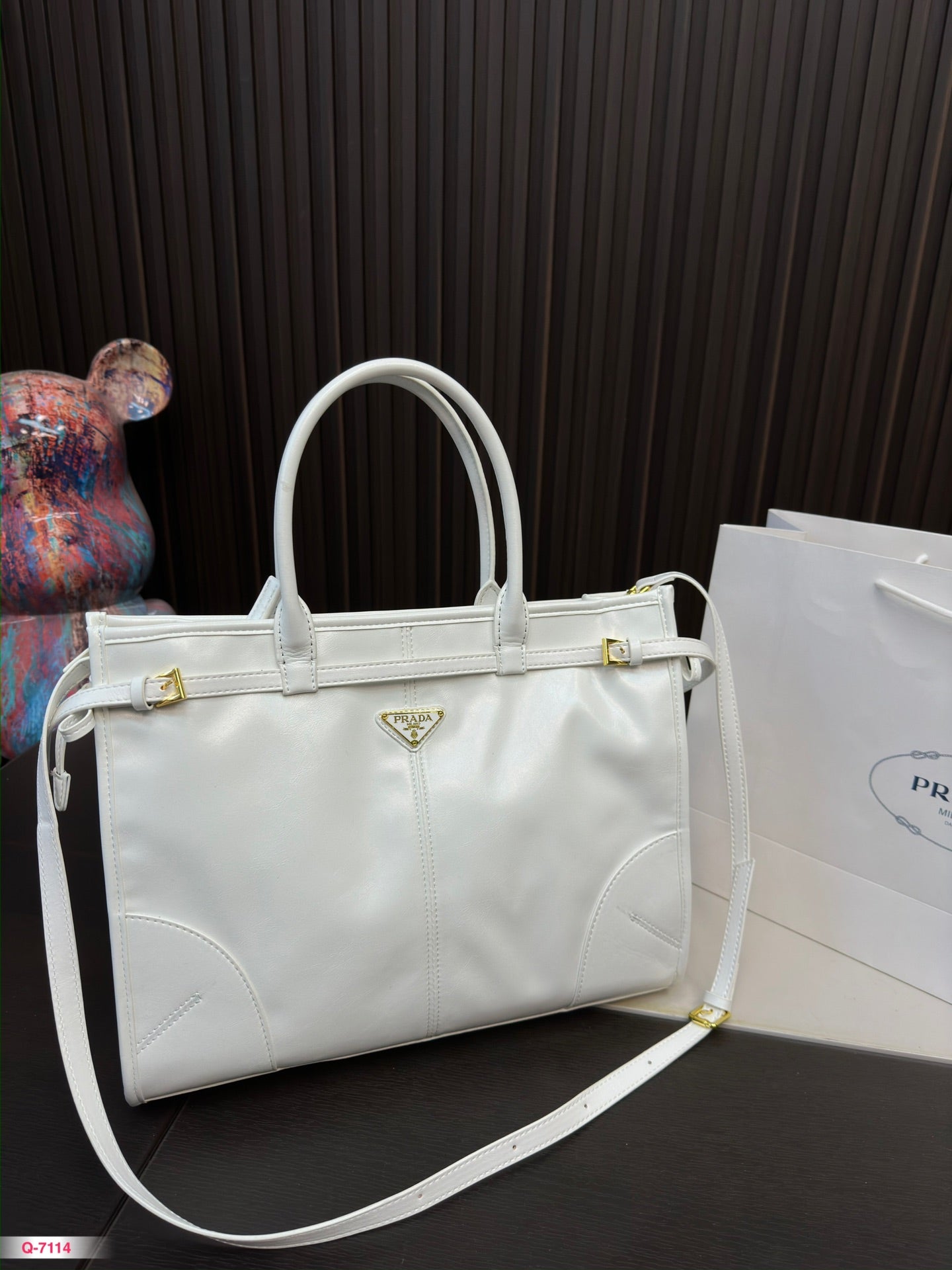 PRADA-714