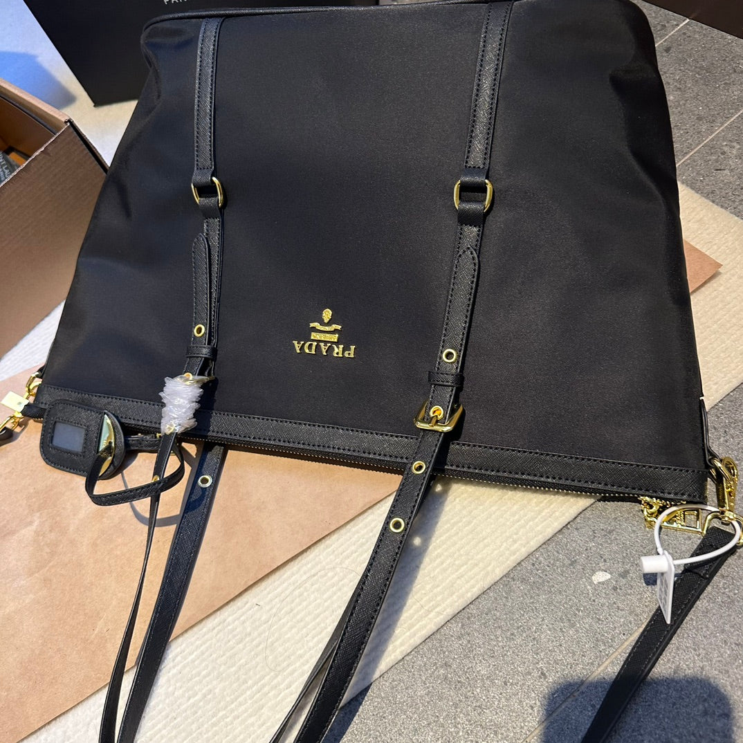 PRADA-568