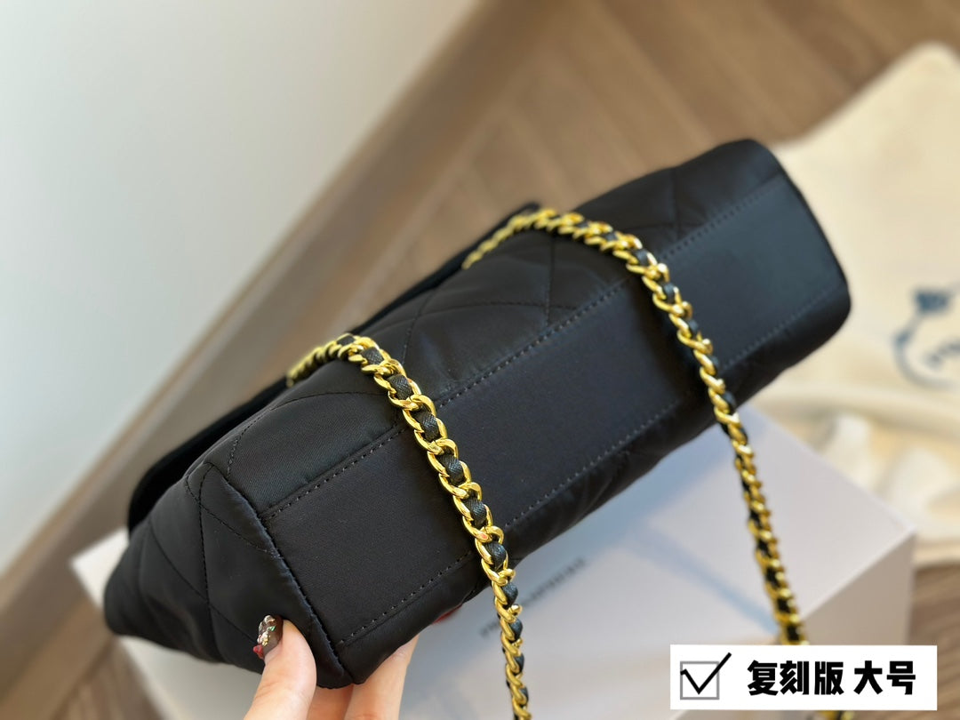 PRADA-761