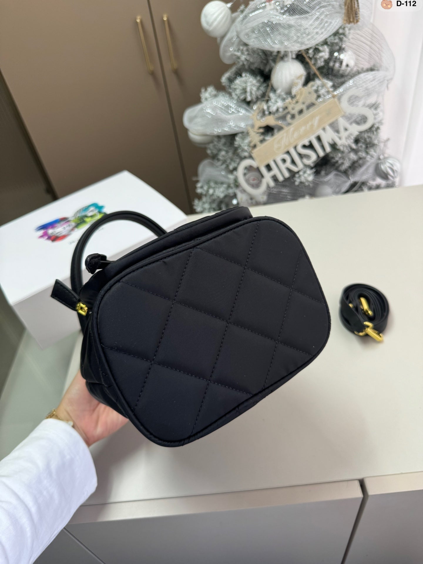 PRADA-696