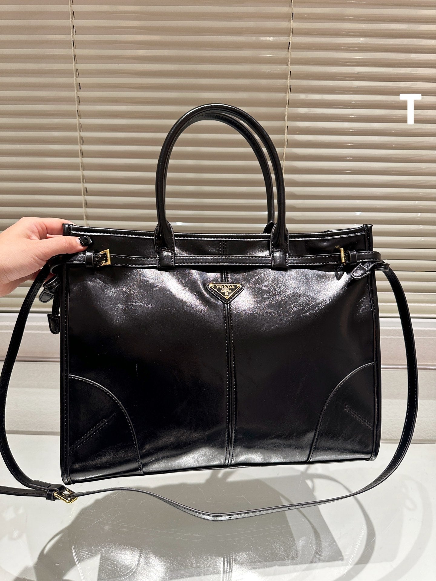 PRADA-720